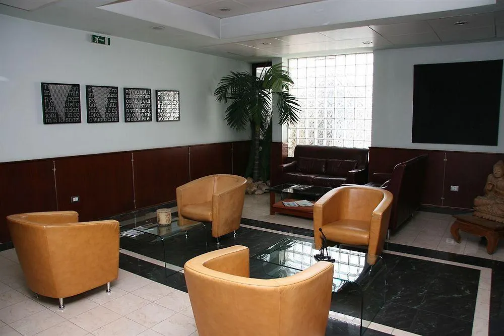 Millennium Gold Hotel Νάπολη