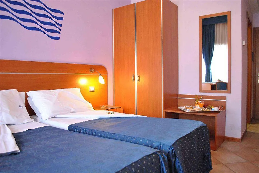 Millennium Gold Hotel Neapol