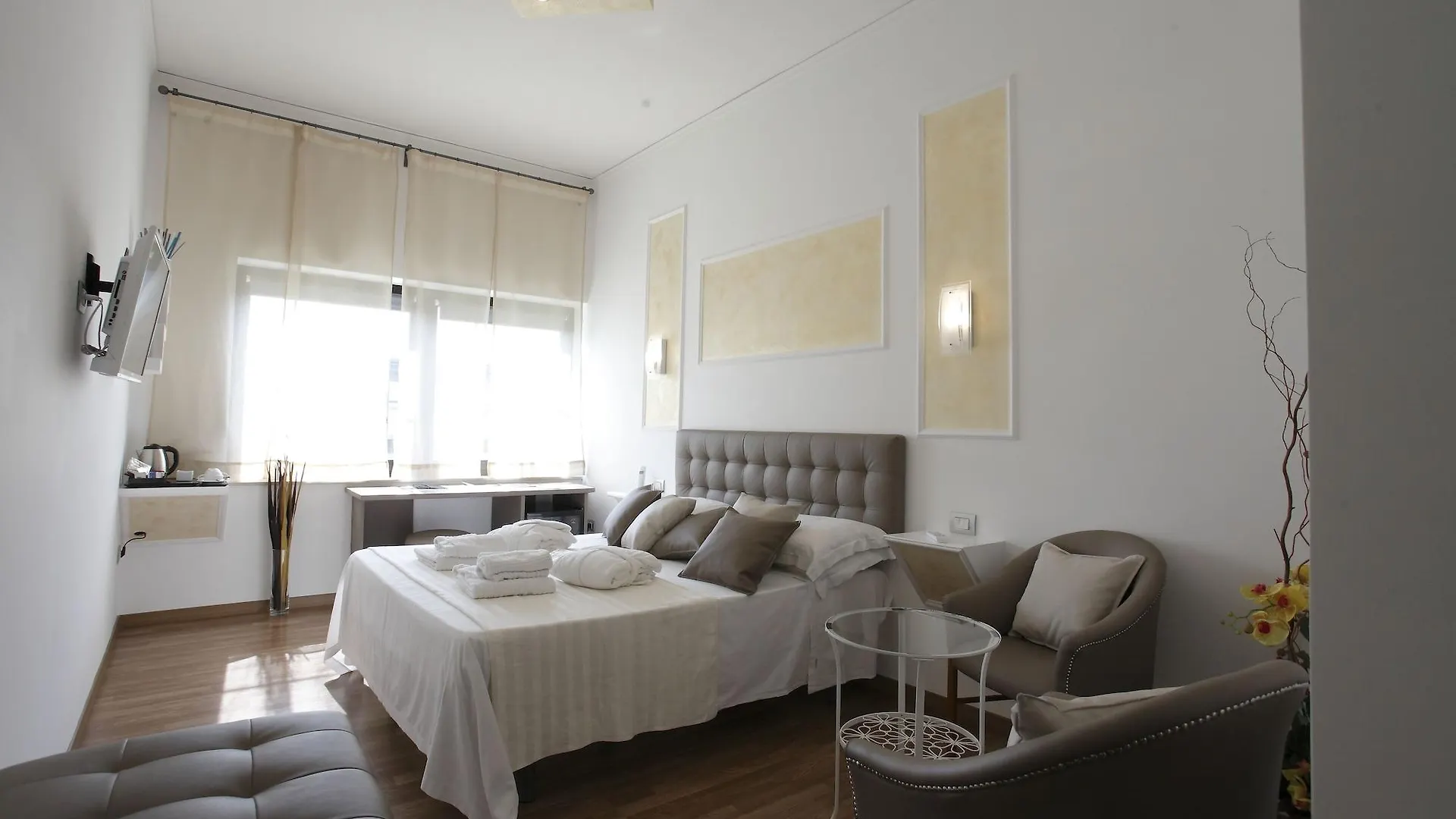 Millennium Gold Hotel Neapol