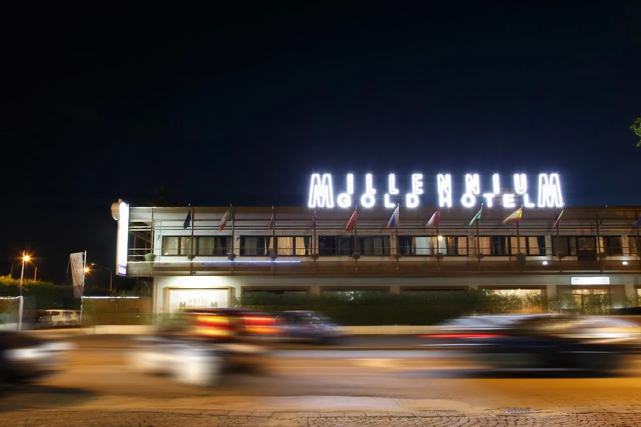 Millennium Gold Hotel Neapol 4*,